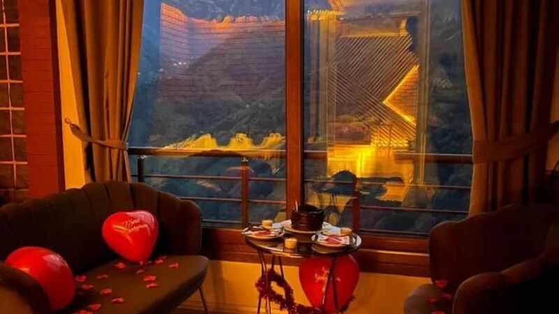 Rize Doğa Manzaralı Deluxe Balayı Oda 303