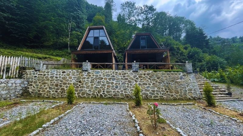 240 Rize Çamlıhemşin'de Doğanın İçinde Huzurlu Bungalov