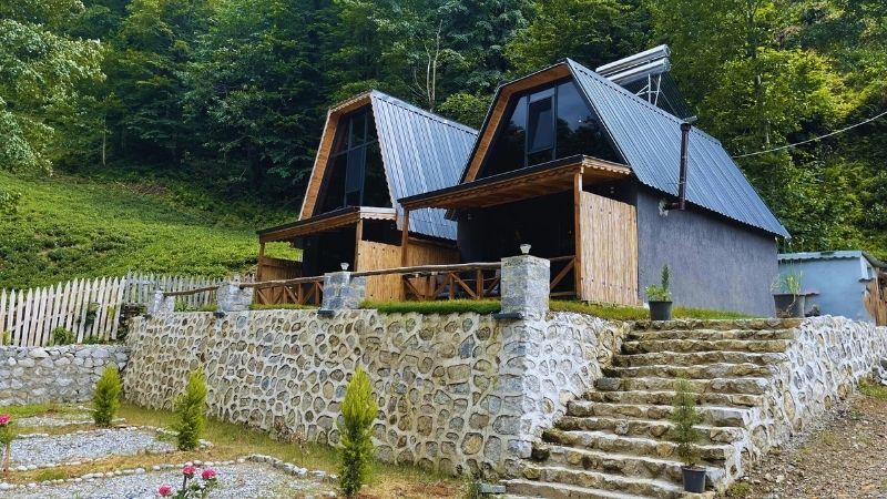 240 Rize Çamlıhemşin'de Doğanın İçinde Huzurlu Bungalov